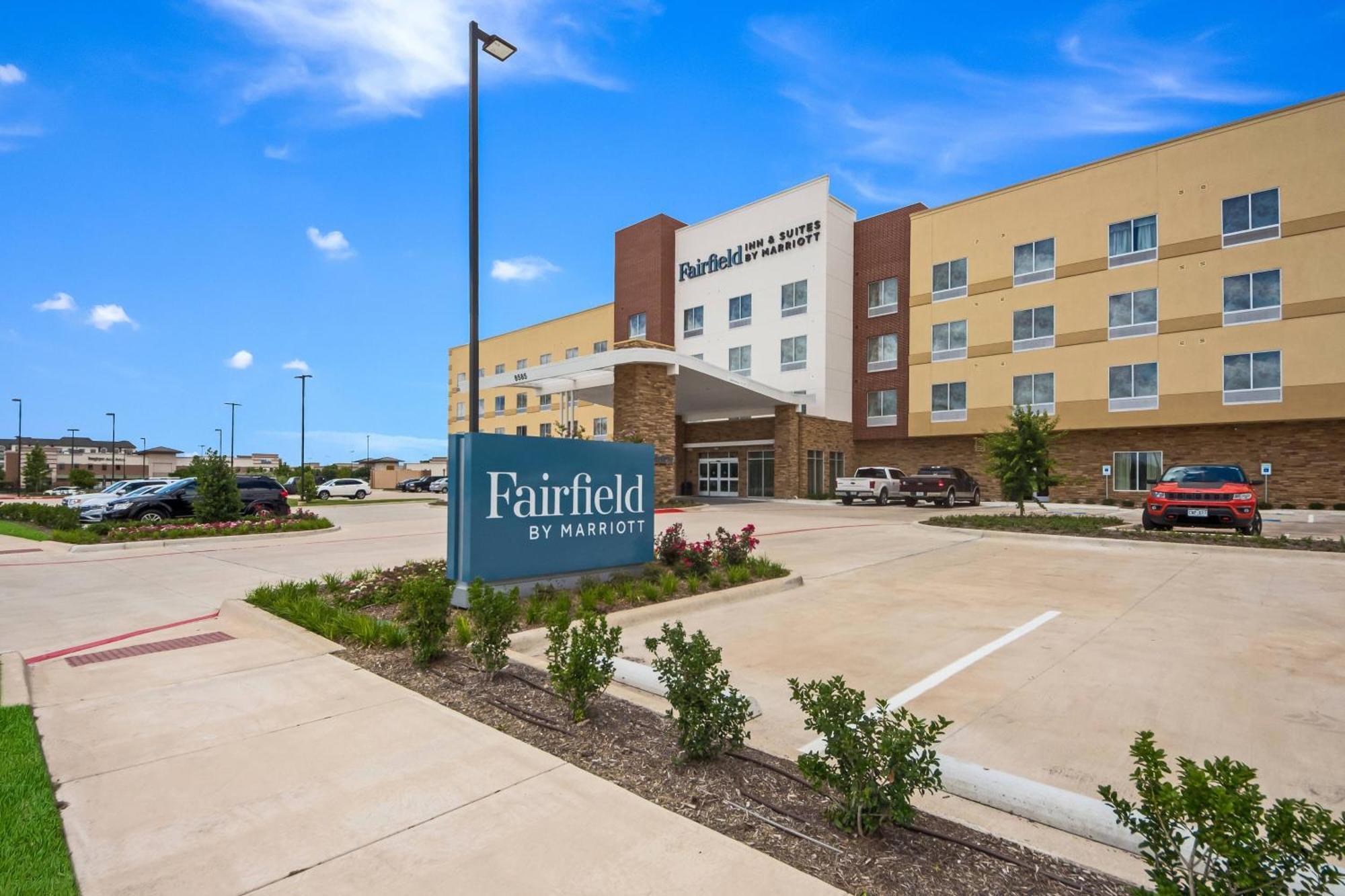 Fairfield Inn & Suites By Marriott Dallas Plano/Frisco Exterior photo